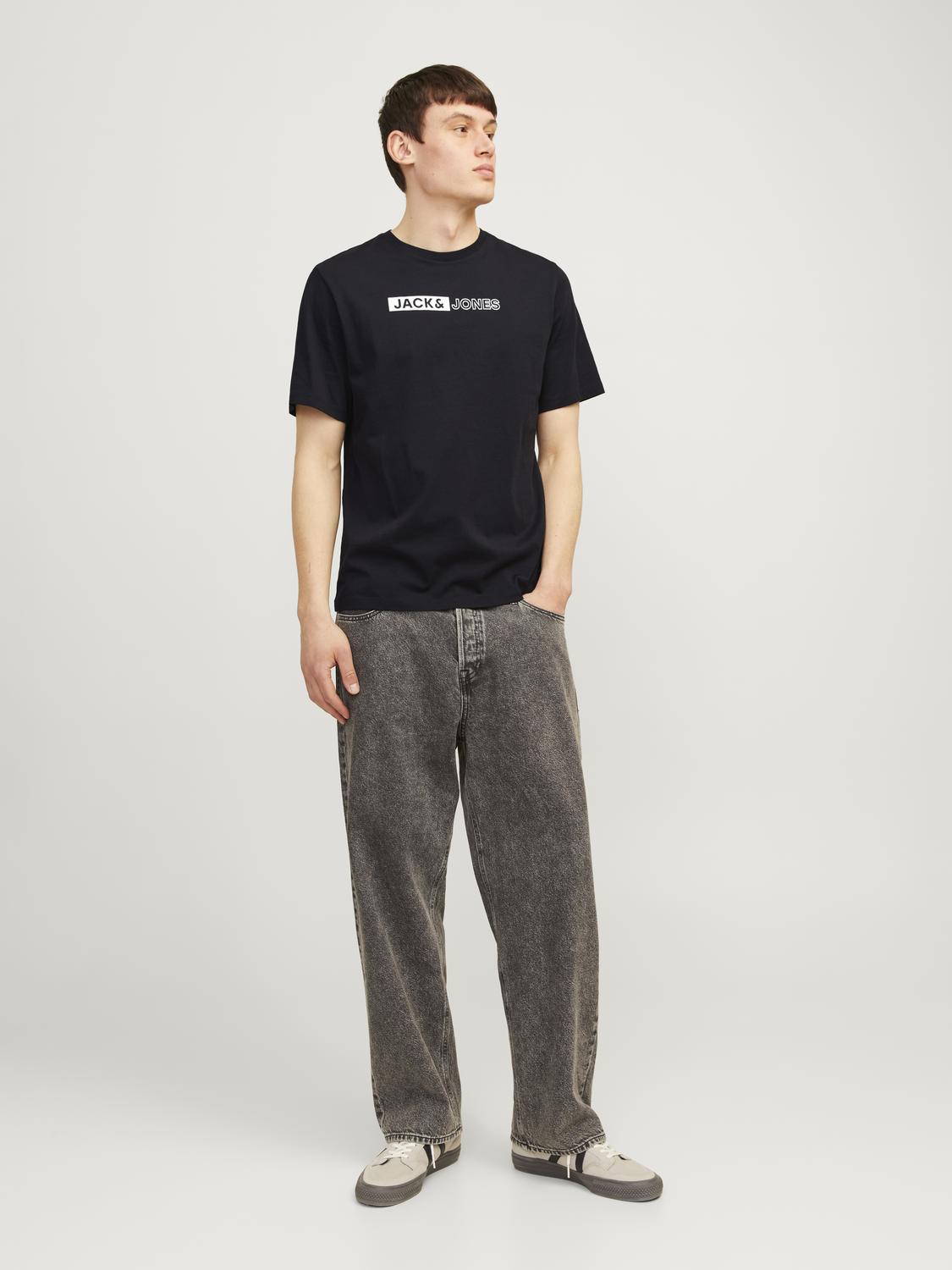Remera Corp regular estampada