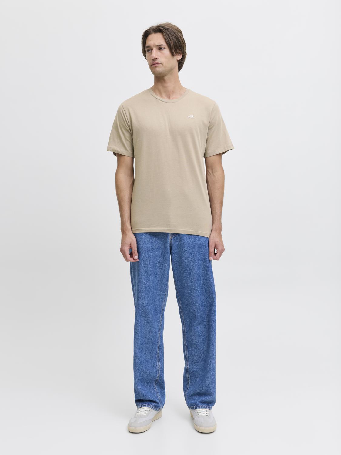 Remera rebrebel