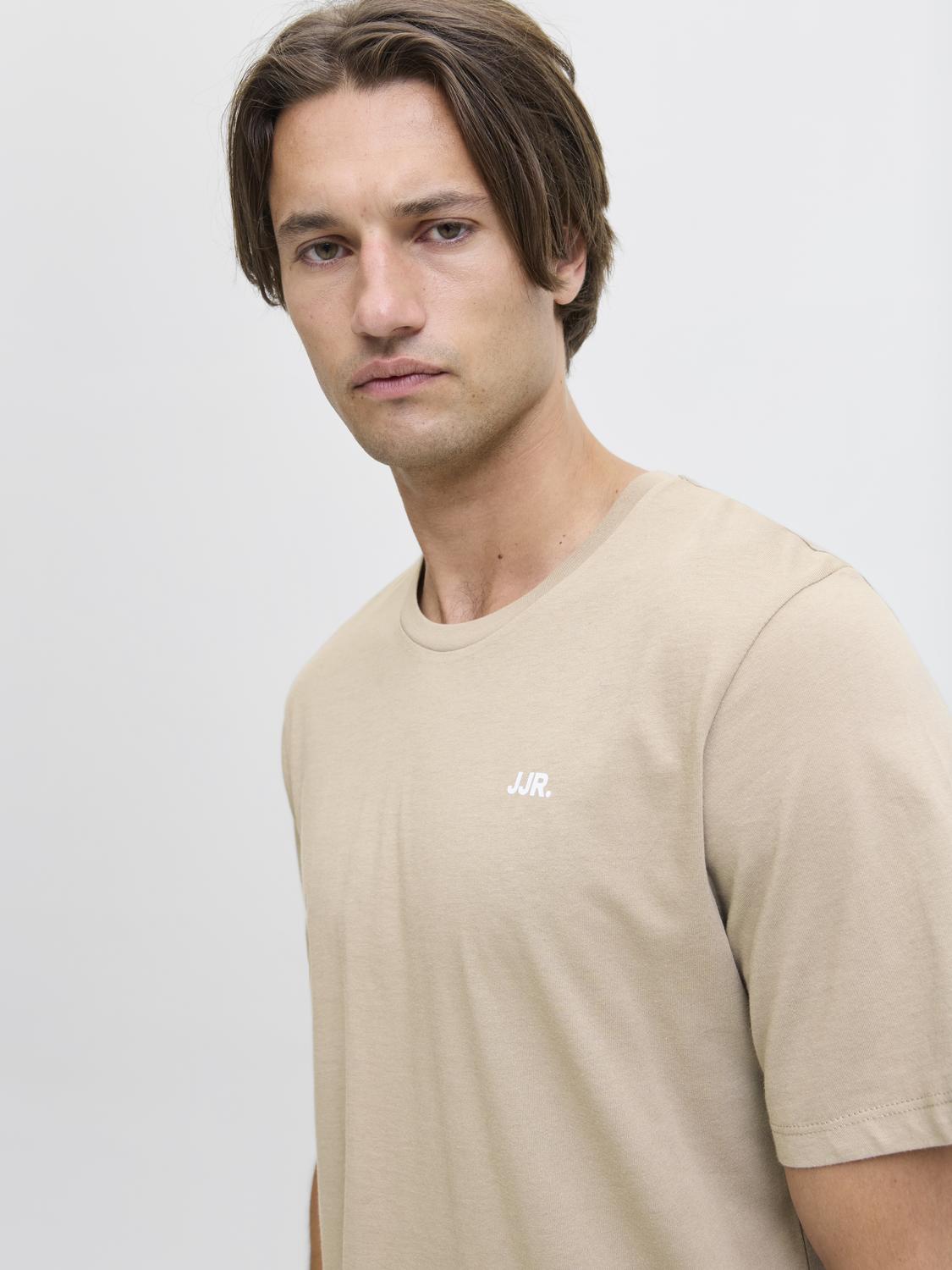 Remera rebrebel