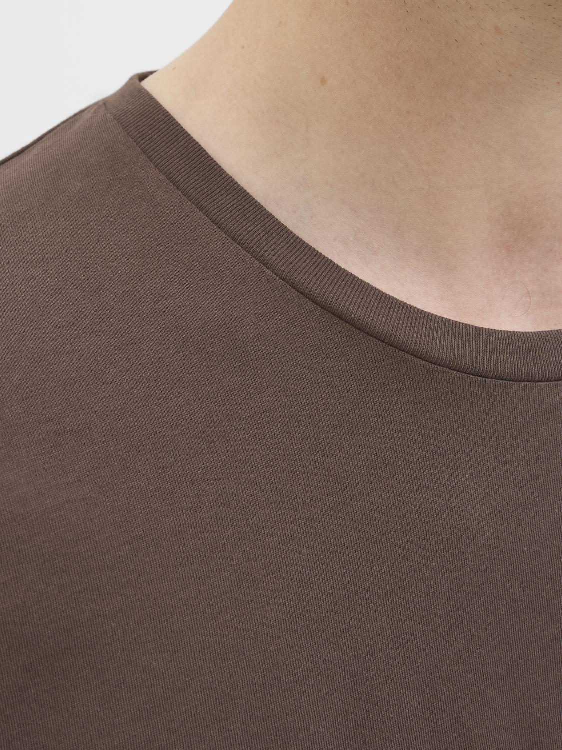 Remera rebrebel