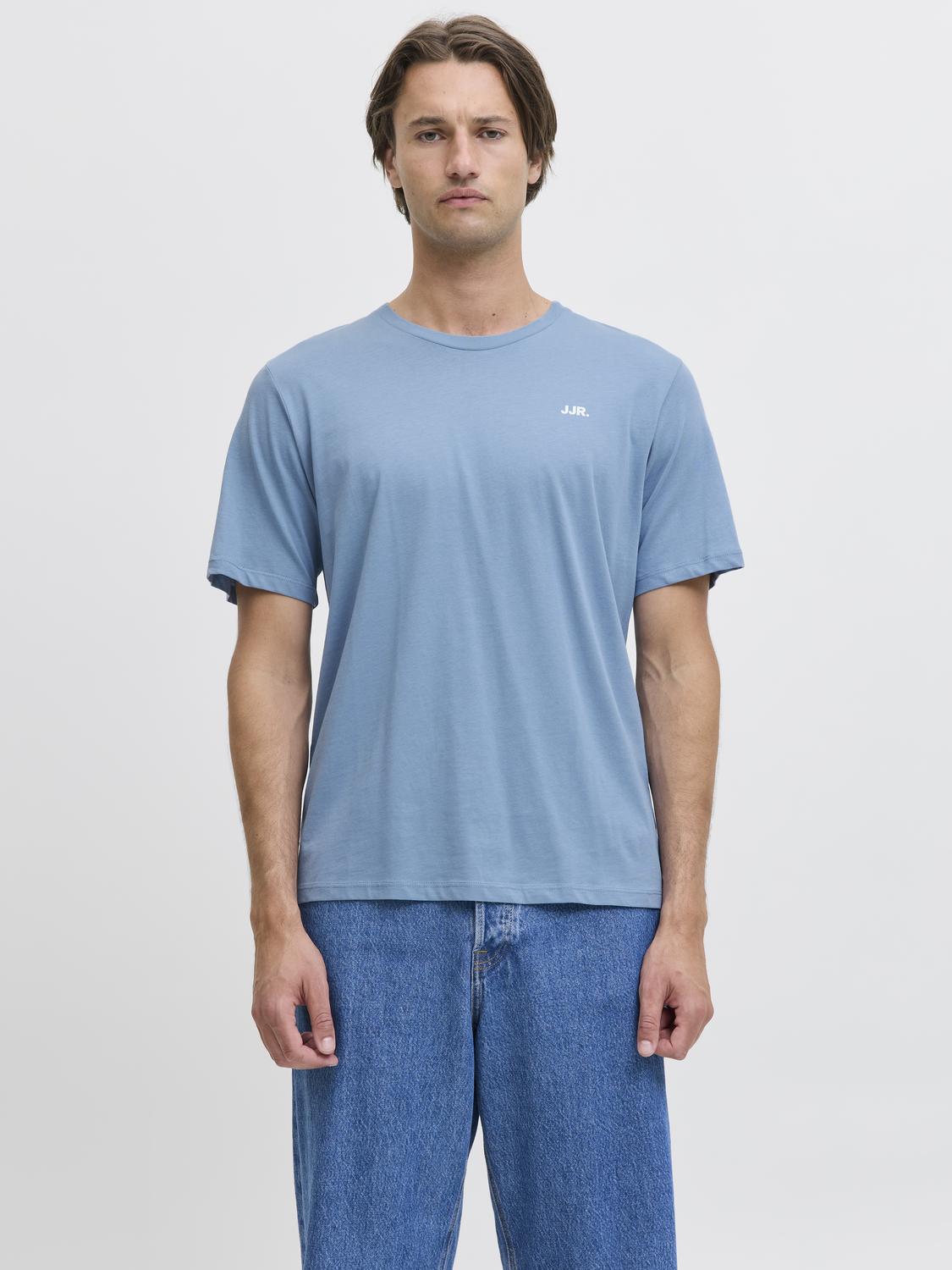 Remera rebrebel