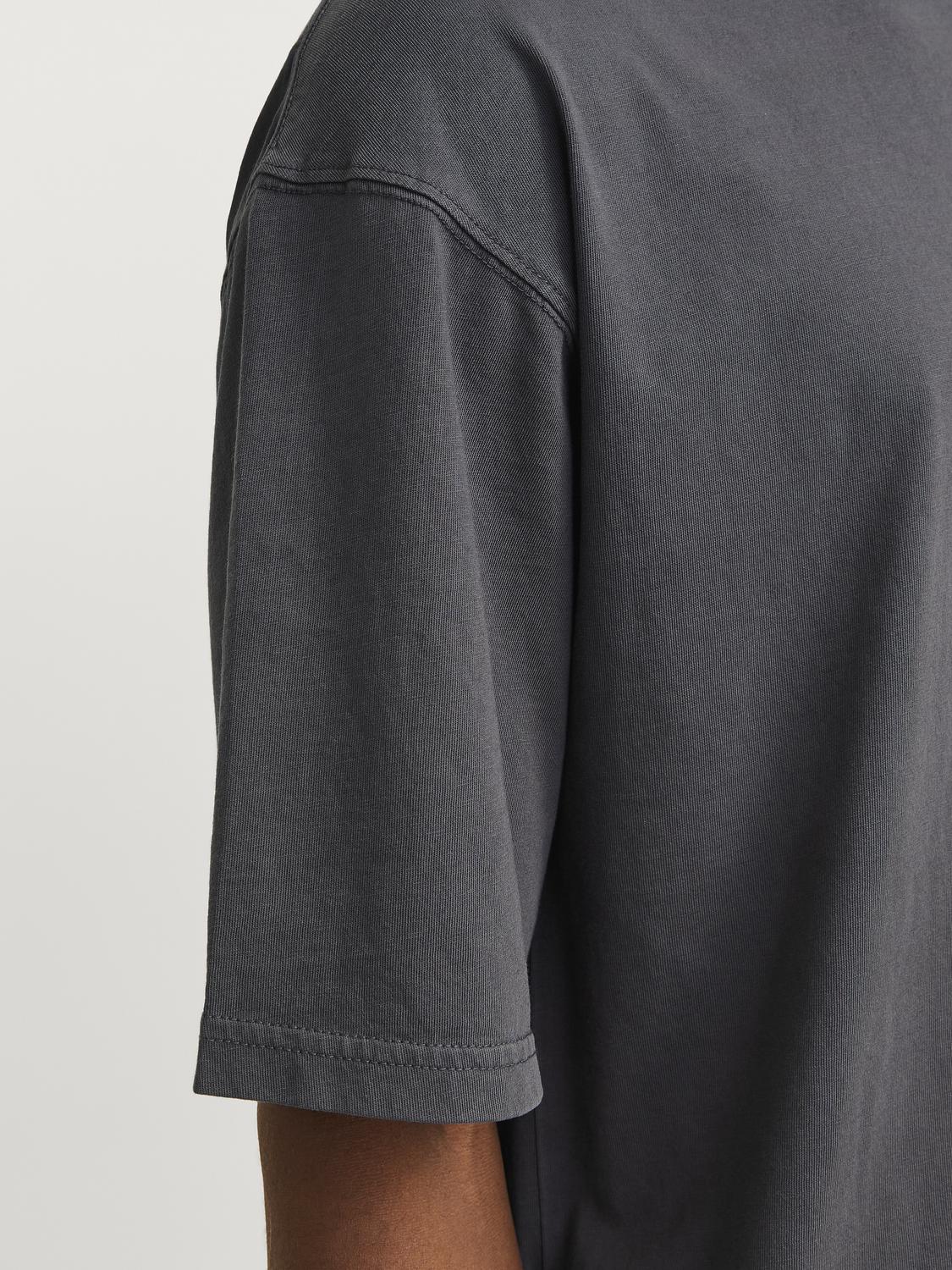 Remera Charge oversize