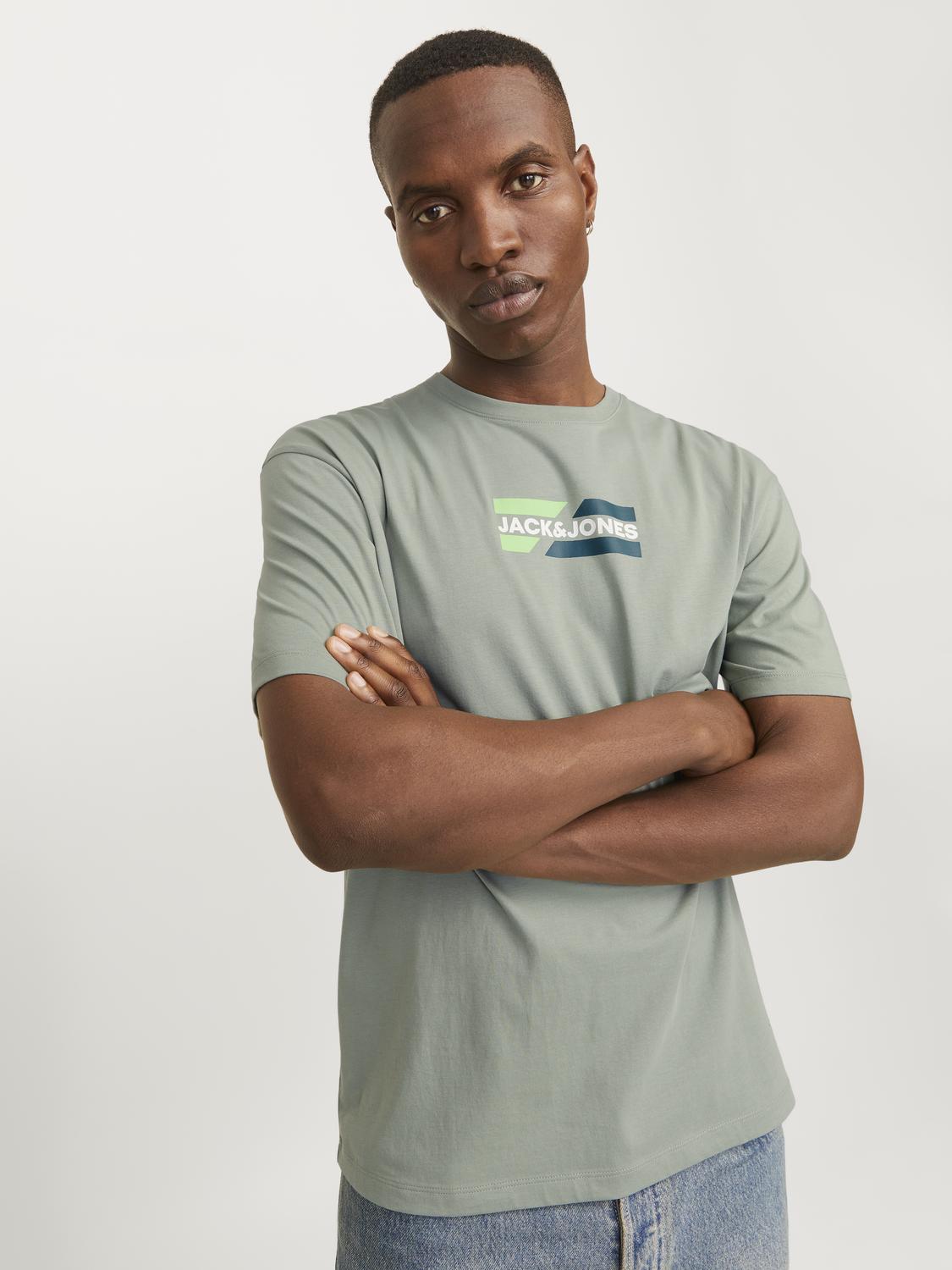 Remera Corp regular