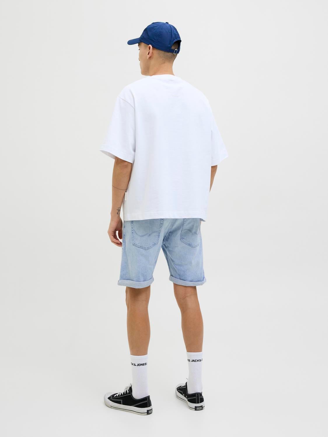 Bermuda Rick regular