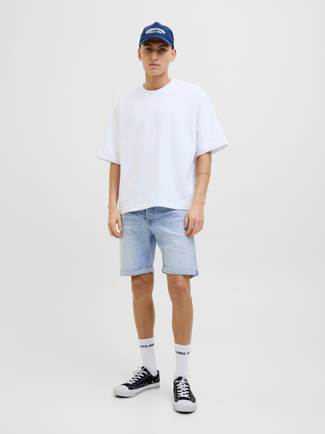 Bermuda Rick regular