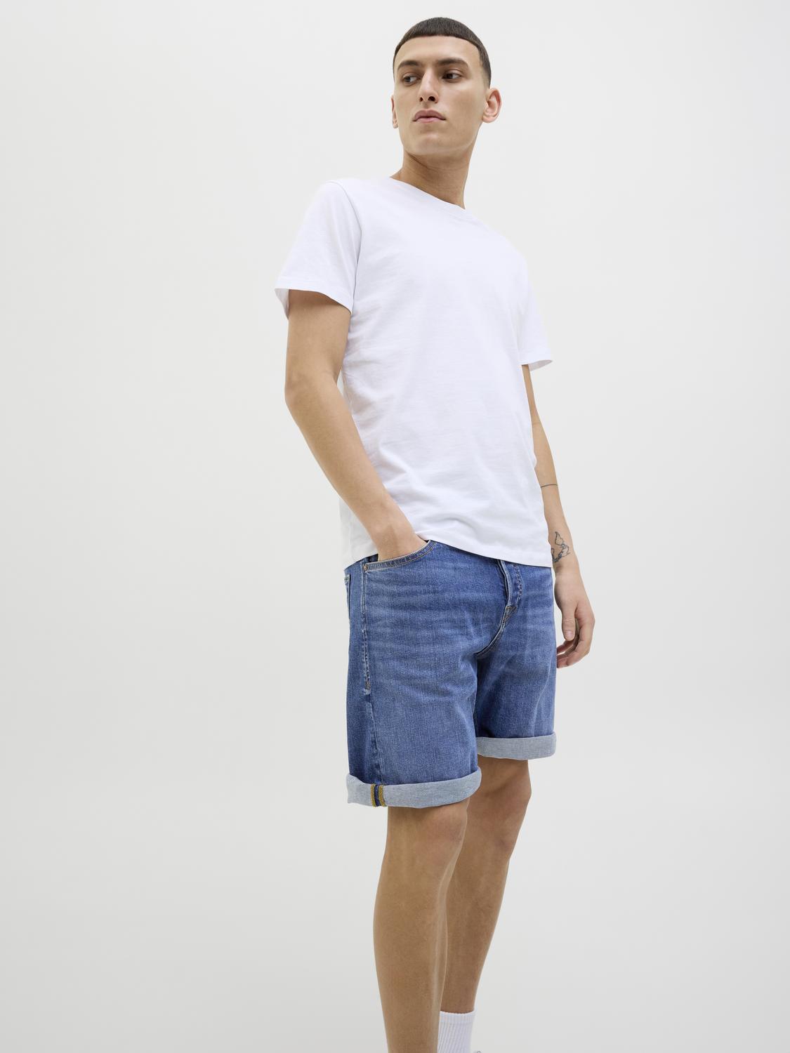 Bermuda Rick regular